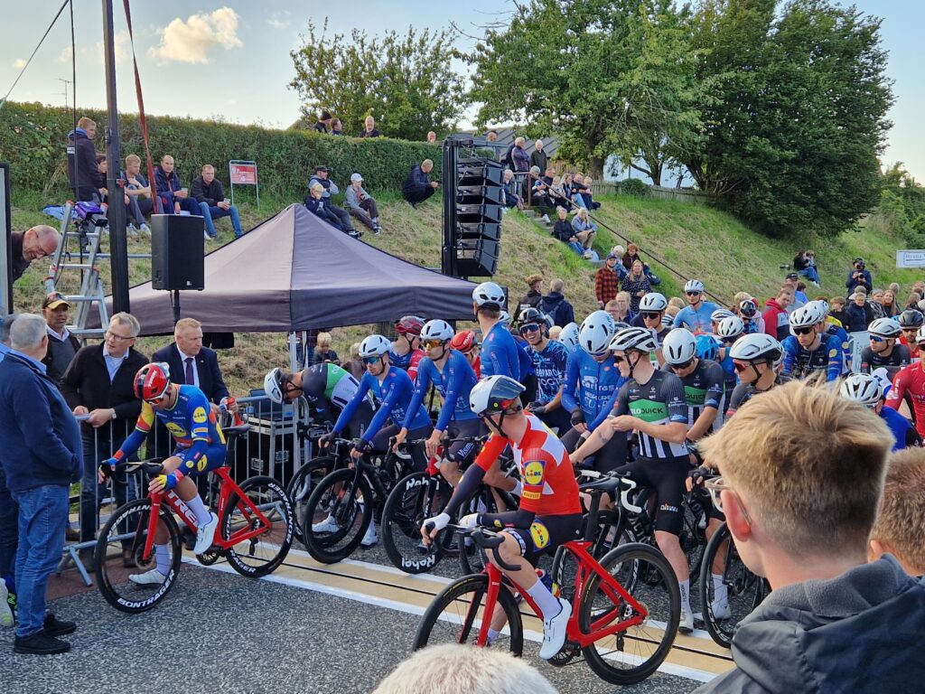 Hadsten Gade Grand Prix 2024: Et stærkt felt og lokal opbakning